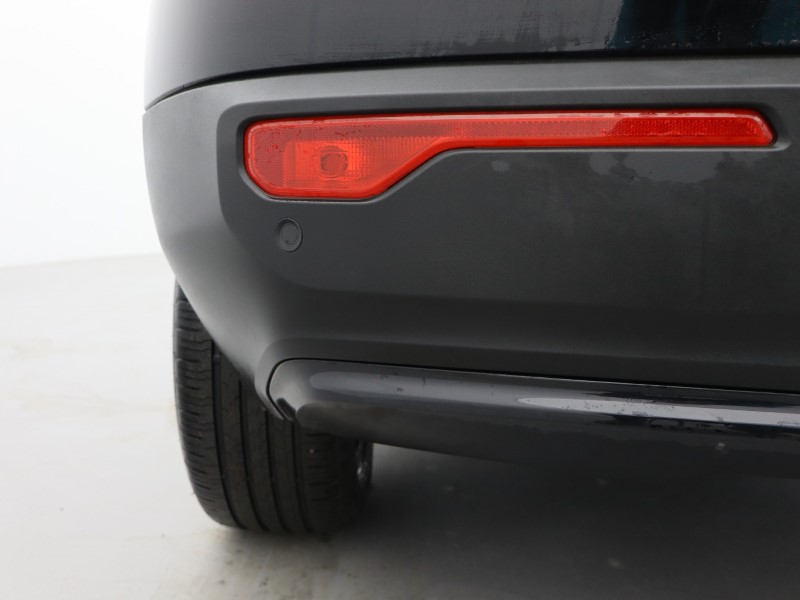 2025 (25) VOLVO XC40 2.0 B3P Plus Dark 5dr Auto  *VAT QUALIFYING* 4934535