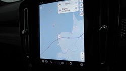 2025 (25) VOLVO XC40 2.0 B3P Plus Dark 5dr Auto *VAT QUALIFYING* 4934565