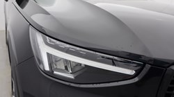 2025 (25) VOLVO XC40 2.0 B3P Plus Dark 5dr Auto *VAT QUALIFYING* 4934573