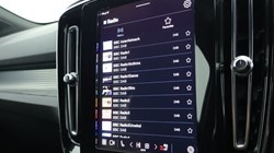 2025 (25) VOLVO XC40 2.0 B4P Plus Dark 5dr *VAT QUALIFYING* 4879680