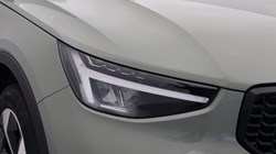2025 (25) VOLVO XC40 2.0 B4P Plus Dark 5dr *VAT QUALIFYING* 4879638