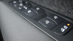 2025 (25) VOLVO XC40 2.0 B4P Plus Dark 5dr *VAT QUALIFYING* 4879656