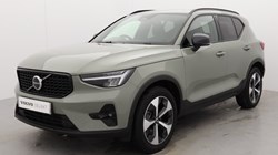 2025 (25) VOLVO XC40 2.0 B4P Plus Dark 5dr *VAT QUALIFYING* 4879630