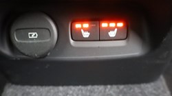 2025 (25) VOLVO XC40 2.0 B3P Plus Dark 5dr Auto 4898837