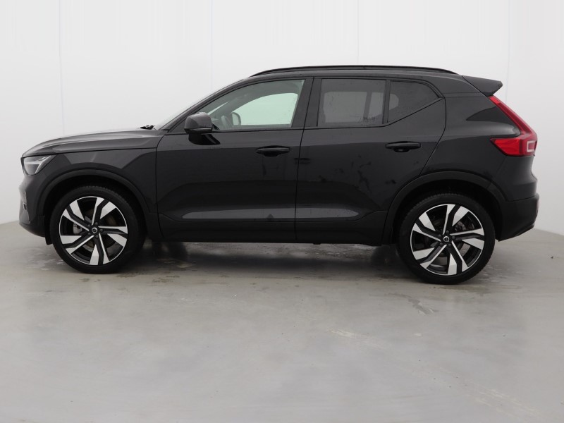 2025 (25) VOLVO XC40 2.0 B3P Plus Dark 5dr Auto 4898801