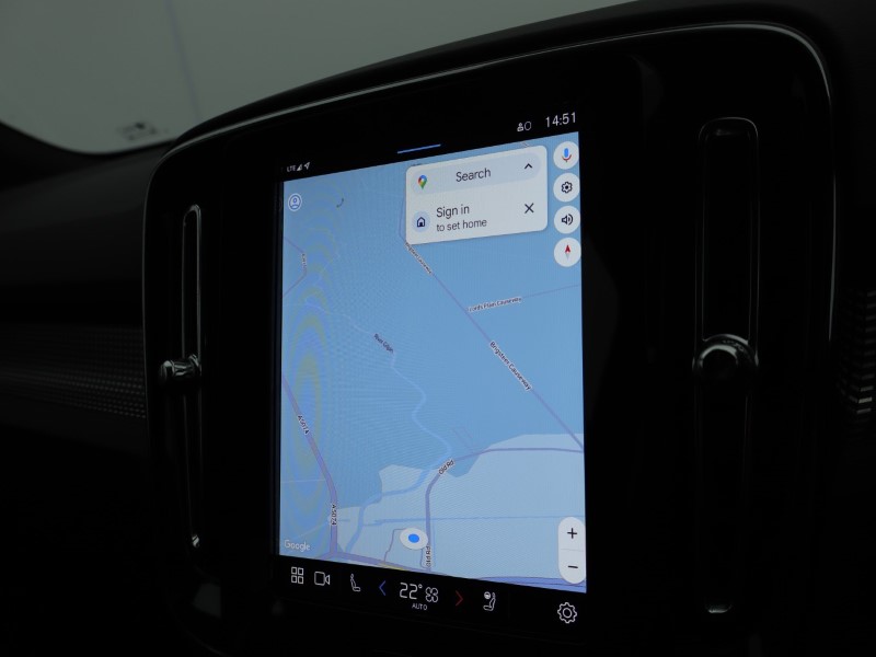 2025 (25) VOLVO XC40 2.0 B3P Plus Dark 5dr Auto 4898844