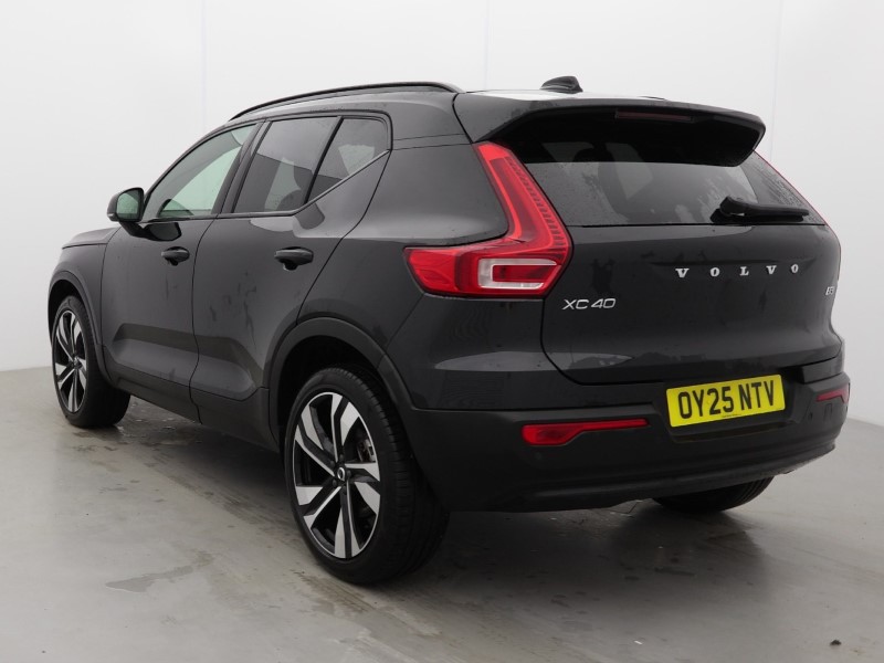 2025 (25) VOLVO XC40 2.0 B3P Plus Dark 5dr Auto 4898803