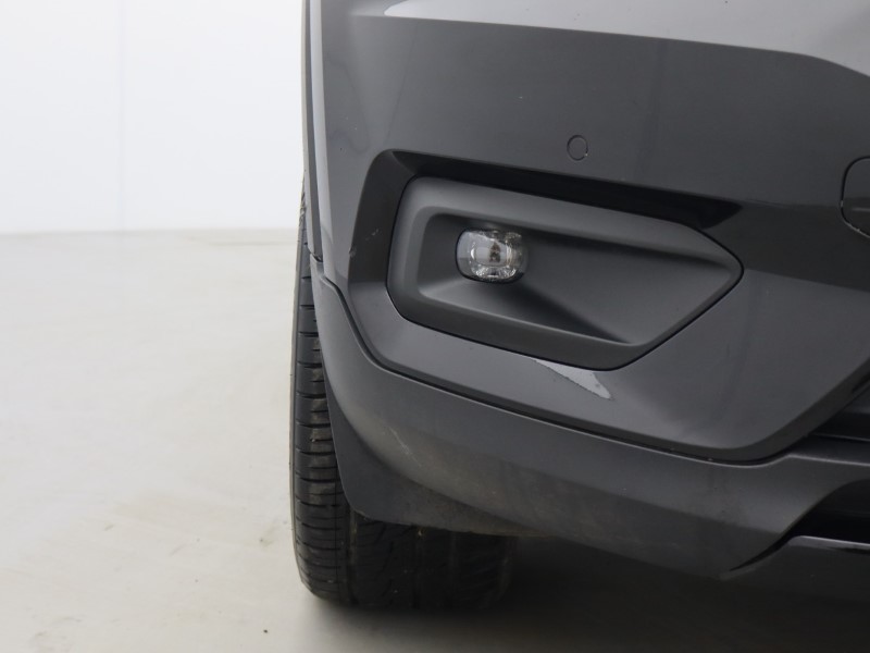 2020 (70) VOLVO XC40 2.0 B4P R DESIGN Pro 5dr Auto 4884912