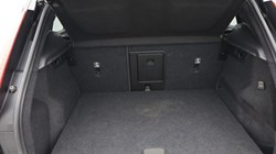 2020 (70) VOLVO XC40 2.0 B4P R DESIGN Pro 5dr Auto 4884918