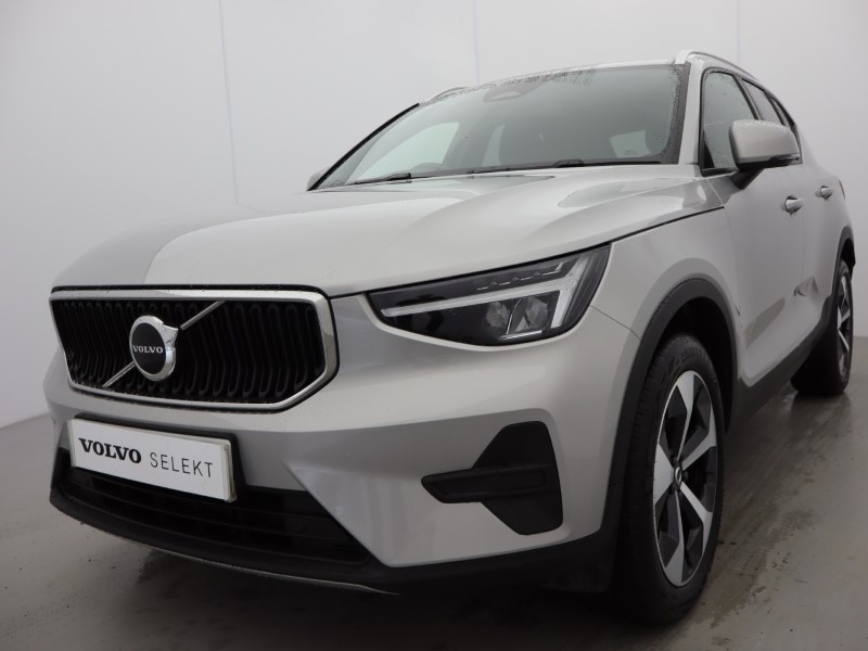 2025 (25) VOLVO XC40 2.0 B3P Core 5dr Auto *VAT QUALIFYING* 4896889