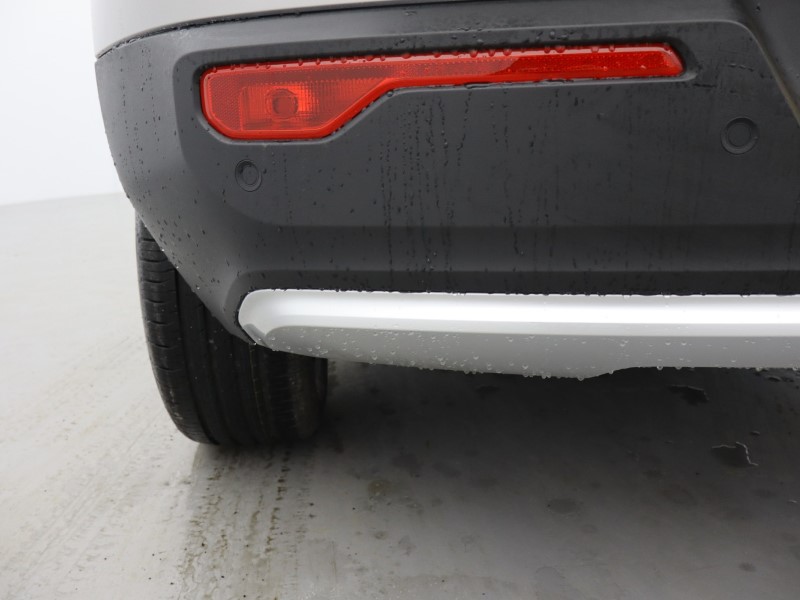 2025 (25) VOLVO XC40 2.0 B3P Core 5dr Auto *VAT QUALIFYING* 4896898