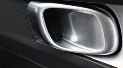 2025 (25) VOLVO XC40 2.0 B3P Core 5dr Auto *VAT QUALIFYING* 4896907