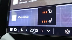 2025 (25) VOLVO XC40 2.0 B3P Core 5dr Auto *VAT QUALIFYING* 4896928