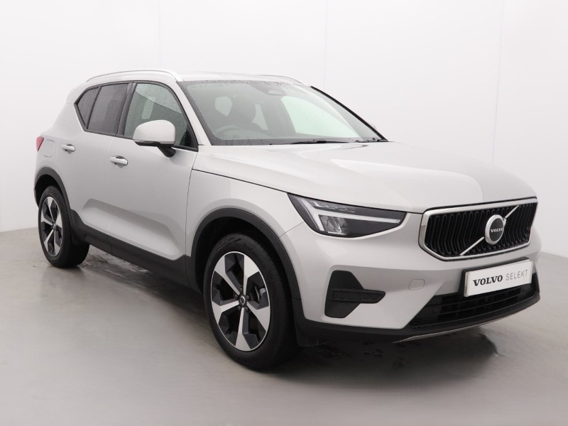 2025 (25) VOLVO XC40 2.0 B3P Core 5dr Auto *VAT QUALIFYING*