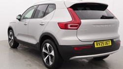 2025 (25) VOLVO XC40 2.0 B3P Core 5dr Auto *VAT QUALIFYING* 4896885