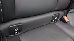 2025 (25) VOLVO XC60 2.0 B5P Ultra Dark 5dr AWD Geartronic 4899759