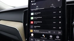 2025 (25) VOLVO XC60 2.0 B5P Ultra Dark 5dr AWD Geartronic 4899771