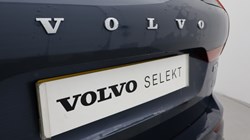 2025 (25) VOLVO XC60 2.0 B5P Ultra Dark 5dr AWD Geartronic 4899731