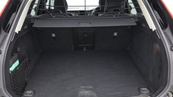 2022 (22) VOLVO XC60 2.0 B5P Plus Dark 5dr AWD Geartronic 4904215