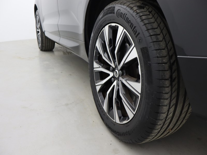 2022 (22) VOLVO XC60 2.0 B5P Plus Dark 5dr AWD Geartronic 4904220