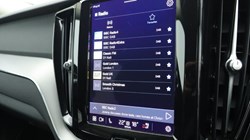 2022 (22) VOLVO XC60 2.0 B5P Plus Dark 5dr AWD Geartronic 4904250