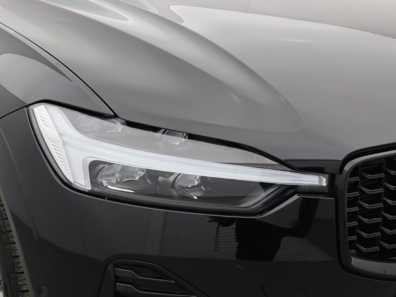 2022 (22) VOLVO XC60 2.0 B5P Plus Dark 5dr AWD Geartronic 4904269