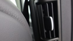 2022 (22) VOLVO XC60 2.0 B5P Plus Dark 5dr AWD Geartronic 4904240