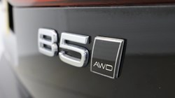 2022 (22) VOLVO XC60 2.0 B5P Plus Dark 5dr AWD Geartronic 4904213