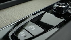 2022 (22) VOLVO XC60 2.0 B5P Inscription 5dr AWD Geartronic 4911890