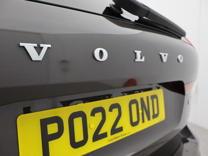 2022 (22) VOLVO XC60 2.0 B5P Inscription 5dr AWD Geartronic 4911844