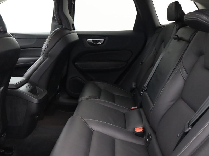 2022 (22) VOLVO XC60 2.0 B5P Inscription 5dr AWD Geartronic 4911854