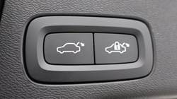 2022 (22) VOLVO XC60 2.0 B5P Inscription 5dr AWD Geartronic 4911848