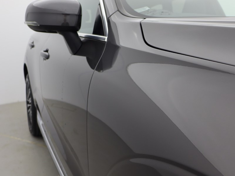 2022 (22) VOLVO XC60 2.0 B5P Inscription 5dr AWD Geartronic 4911840