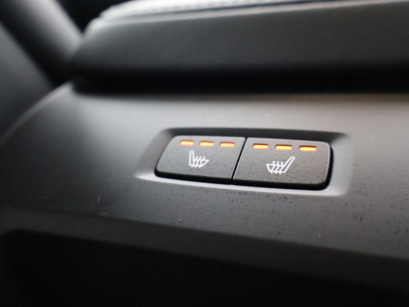 2022 (22) VOLVO XC60 2.0 B5P Inscription 5dr AWD Geartronic 4911875