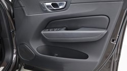2022 (22) VOLVO XC60 2.0 B5P Inscription 5dr AWD Geartronic 4911855