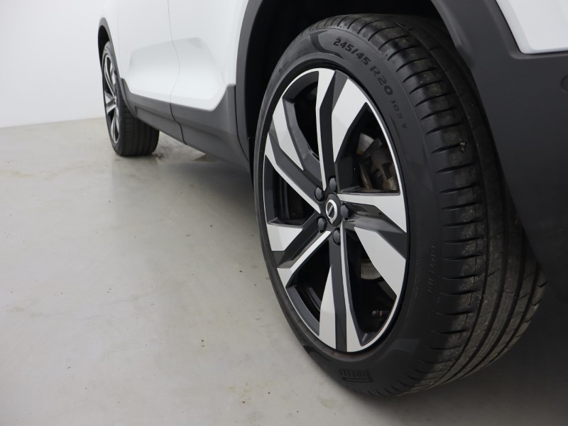 2023 (73) VOLVO XC40 2.0 B3P Ultimate Dark 5dr Auto 4906746