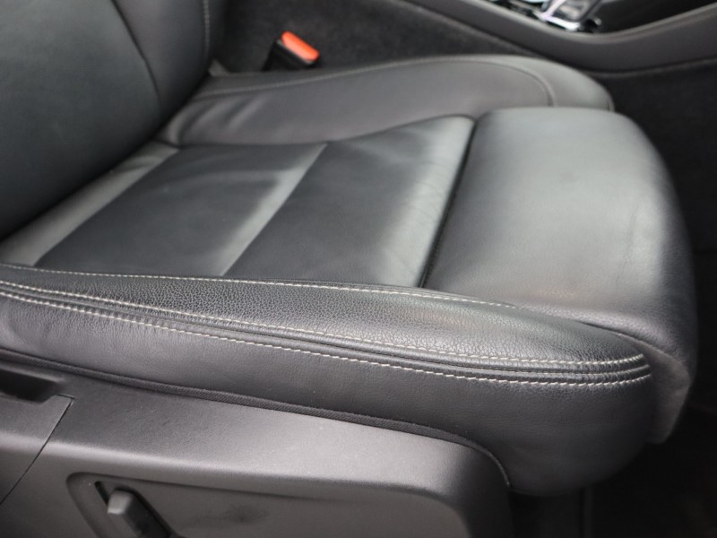 2023 (73) VOLVO XC40 2.0 B3P Ultimate Dark 5dr Auto 4906758