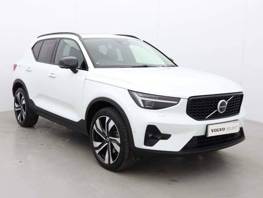 2023 (73) VOLVO XC40 2.0 B3P Ultimate Dark 5dr Auto