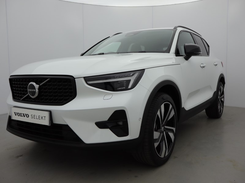 2023 (73) VOLVO XC40 2.0 B3P Ultimate Dark 5dr Auto 4906738