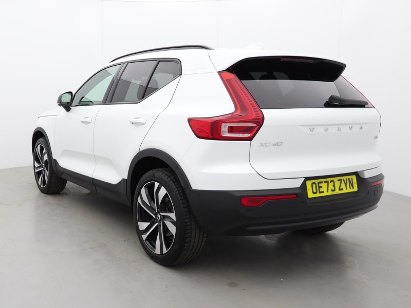 2023 (73) VOLVO XC40 2.0 B3P Ultimate Dark 5dr Auto 4906729
