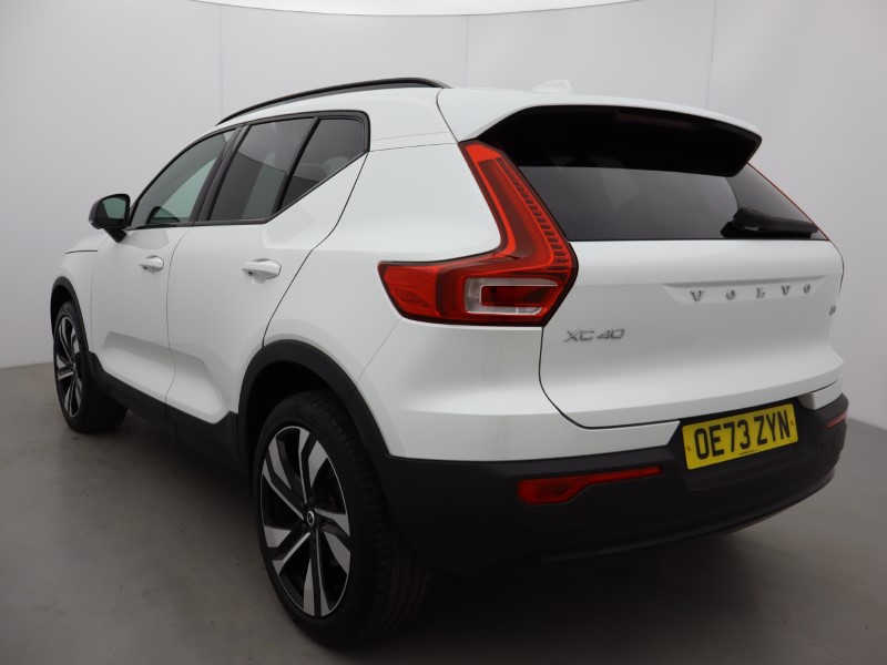 2023 (73) VOLVO XC40 2.0 B3P Ultimate Dark 5dr Auto 4906749
