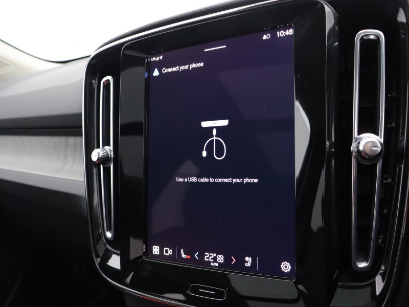 2023 (73) VOLVO XC40 2.0 B3P Ultimate Dark 5dr Auto 4906780