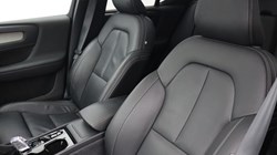2023 (73) VOLVO XC40 2.0 B3P Ultimate Dark 5dr Auto 4906763