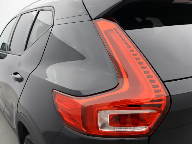 2024 (74) VOLVO XC40 2.0 B3P Core 5dr Auto 4890154