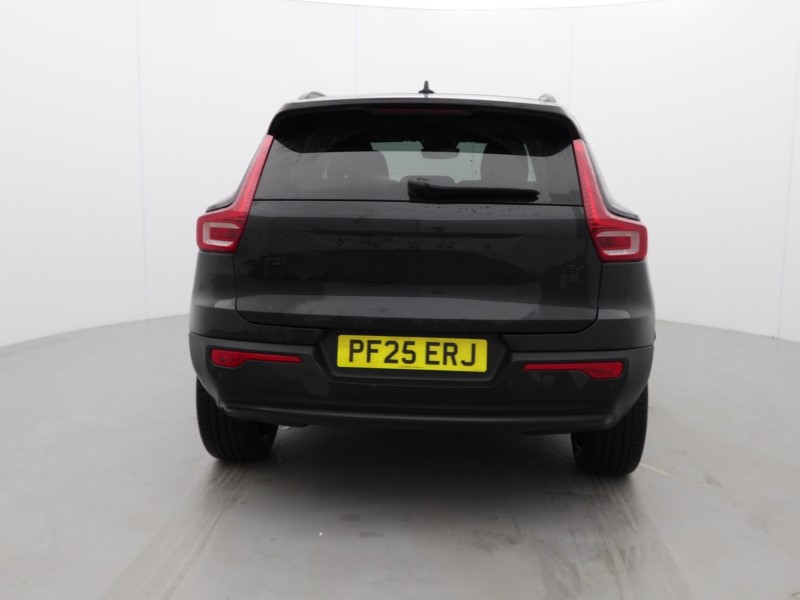 2024 (74) VOLVO XC40 2.0 B3P Core 5dr Auto  *VAT QUALIFYING* 4951509