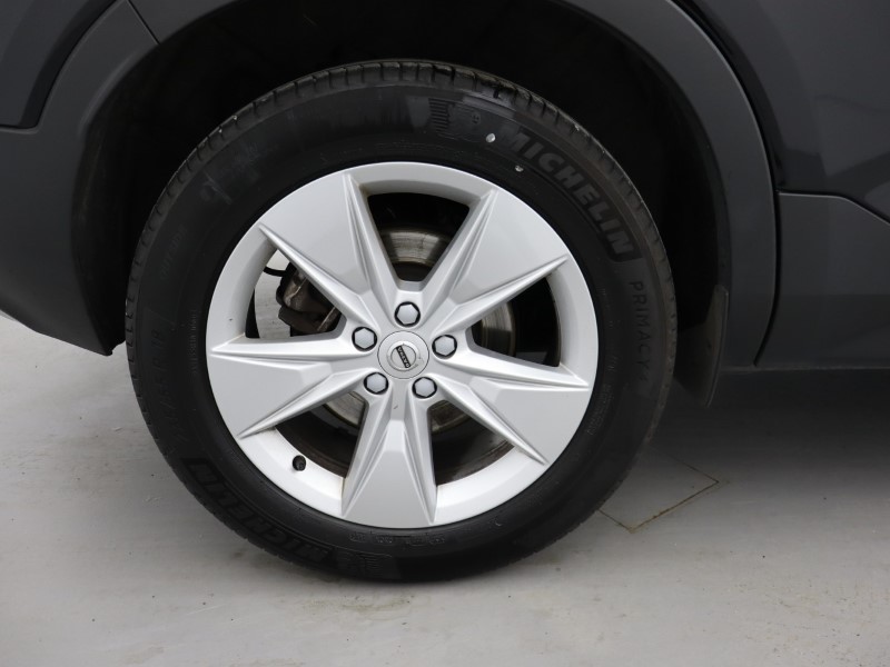 2024 (74) VOLVO XC40 2.0 B3P Core 5dr Auto 4890116