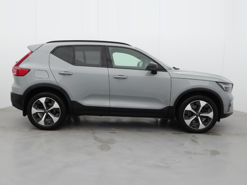 2023 (73) VOLVO XC40 2.0 B4P Ultimate Dark 5dr Auto 4932993