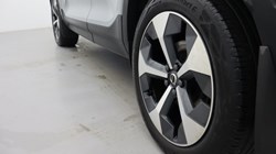 2023 (73) VOLVO XC40 2.0 B4P Ultimate Dark 5dr Auto 4933008