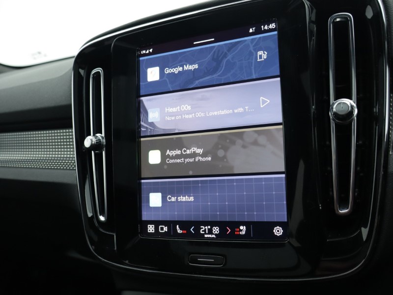 2023 (73) VOLVO XC40 2.0 B4P Ultimate Dark 5dr Auto 4933032