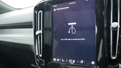 2023 (73) VOLVO XC40 2.0 B4P Ultimate Dark 5dr Auto 4933037